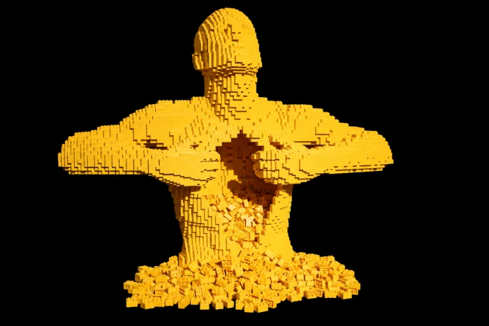 création iconique de Nathan SAWAYA en briques LEGO classiques